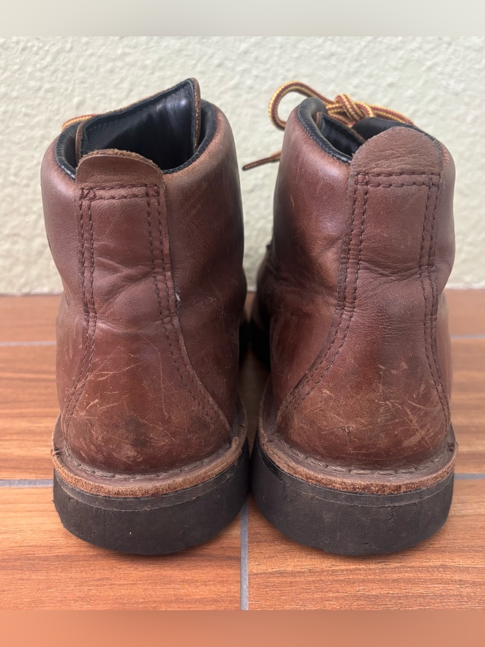 Danner Mountain Light Brown Boots Size: 7.5 - Picture 3 of 7
